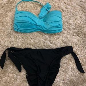Cute turquoise bandeau bikini top